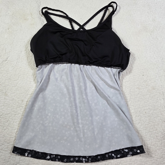 Joe Fresh Active Workout Black Floral Top - Picture 4 of 6